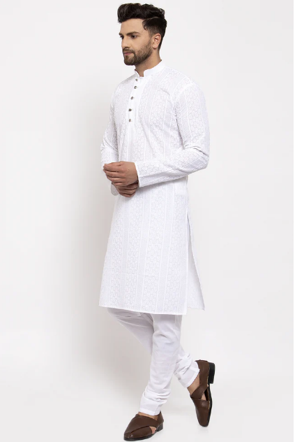 MEN WHITE EMBROIDERED KURTA WITH PYJAMAS