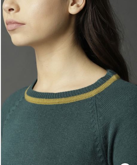 Women Green Self Design Pullover Sweater