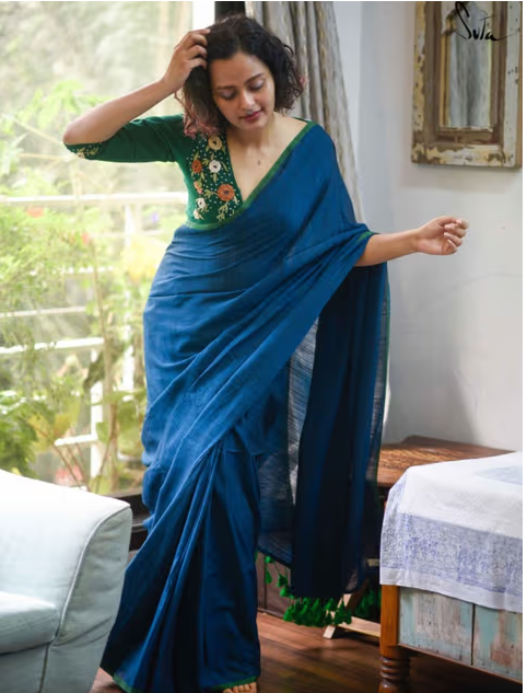 Suta Blue Solid Cotton Viscose Saree With Tassled Pallu and Without Blouse