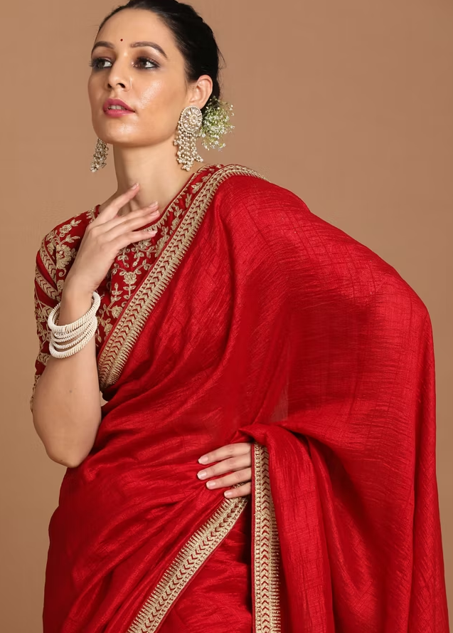 Women's Splendid Dark Red Saree for