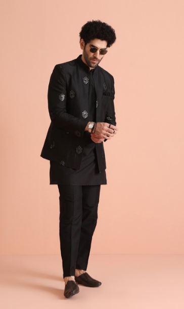 Aljaami Jodhpuri Bandhgala Solid Men Suit