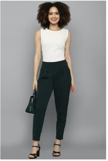 Women Green Regular Fit Solid Casual Trousers