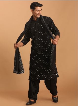 VASTRAMAY Men Black Embroidered Mirror Work Kurta & Patiala Set With Dupatta