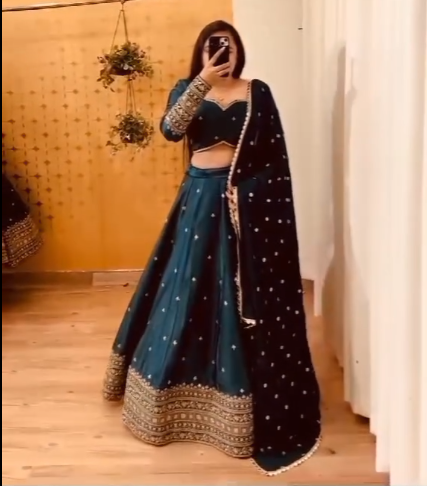 Payu  Self Design Semi Stitched Lehenga Choli