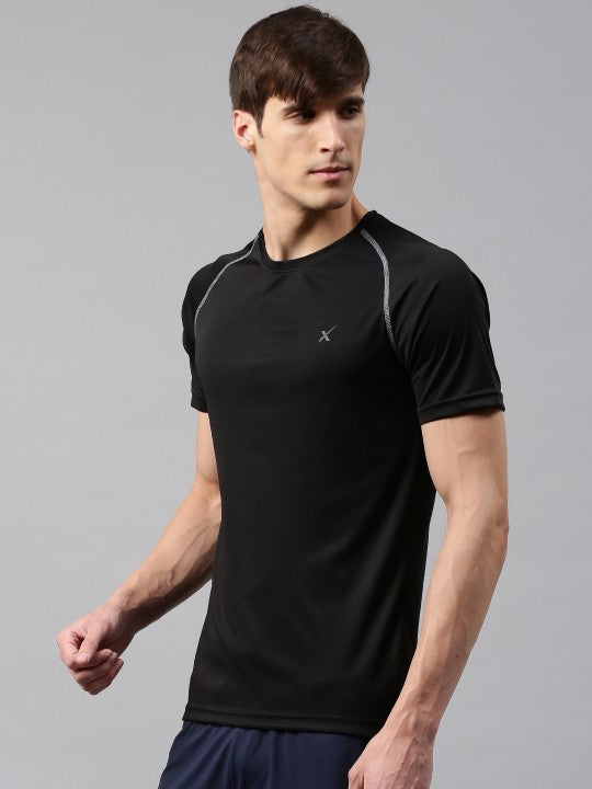 Men Black Raglan Sleeved T-shirt