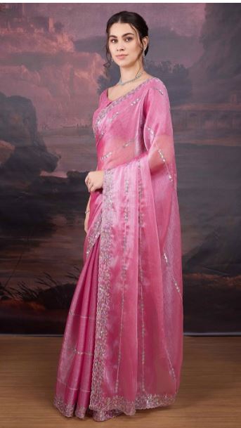 House of Pataudi Embroidered Saree With Blouse by Myntra