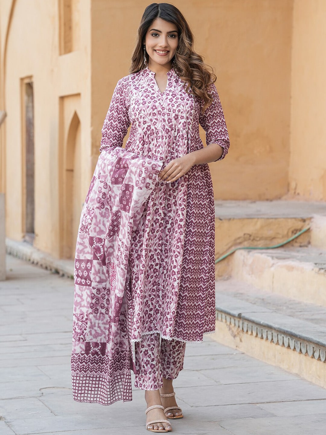 Ethnic Motifs Printed Empire Thread Work Pure Cotton Kurta with Trousers & Dupatta