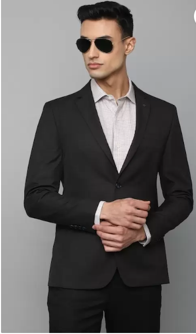 Men Solid Single Breasted Formal Blazer