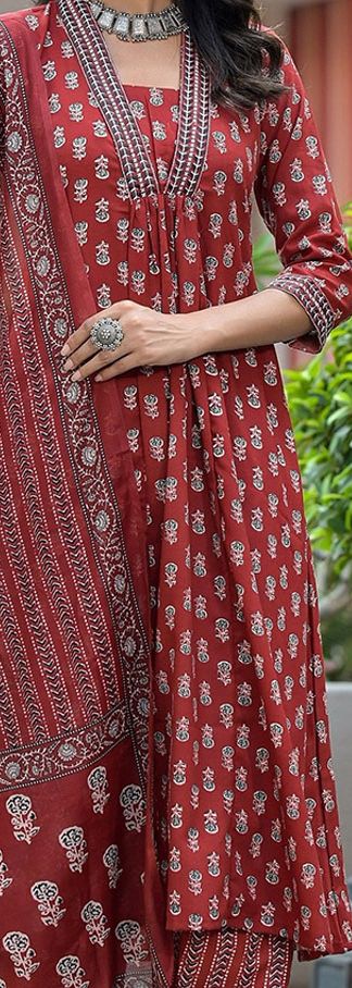 Floral Printed Thread Work A-Line Kurta With Trousers & Dupatta