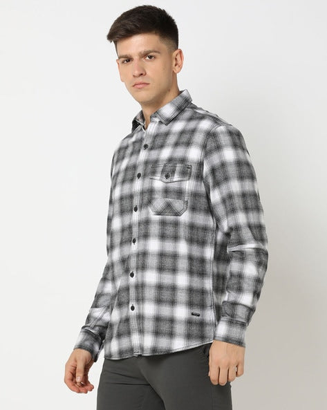 Men Checked Slim Fit Shirt