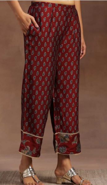 Women Maroon Printed Poly Crepe Straight Kurta With Trousers & Dupatta