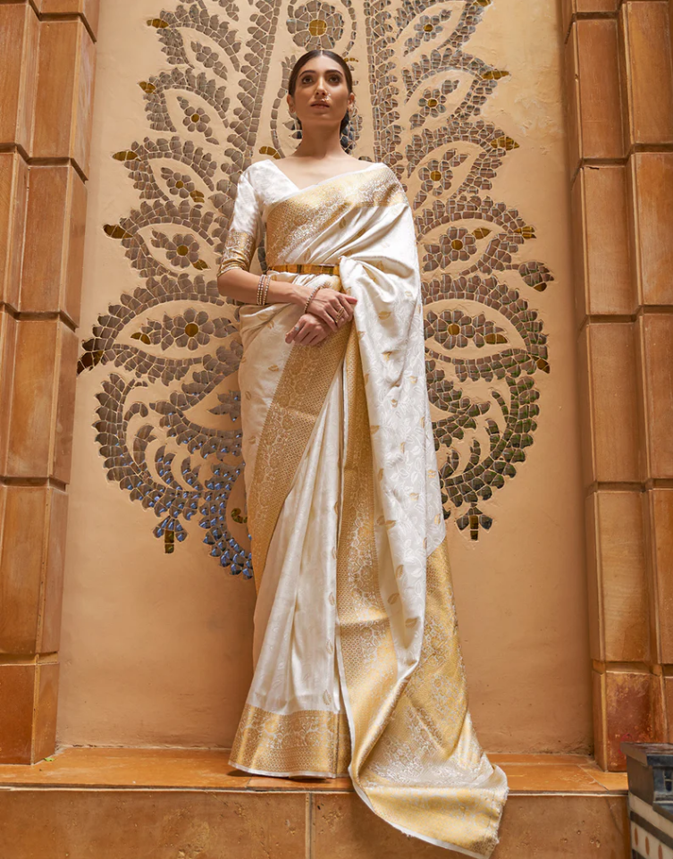 Off White Kanjivaram Silk Saree With Zari Weaving Work