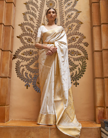 Off White Kanjivaram Silk Saree With Zari Weaving Work