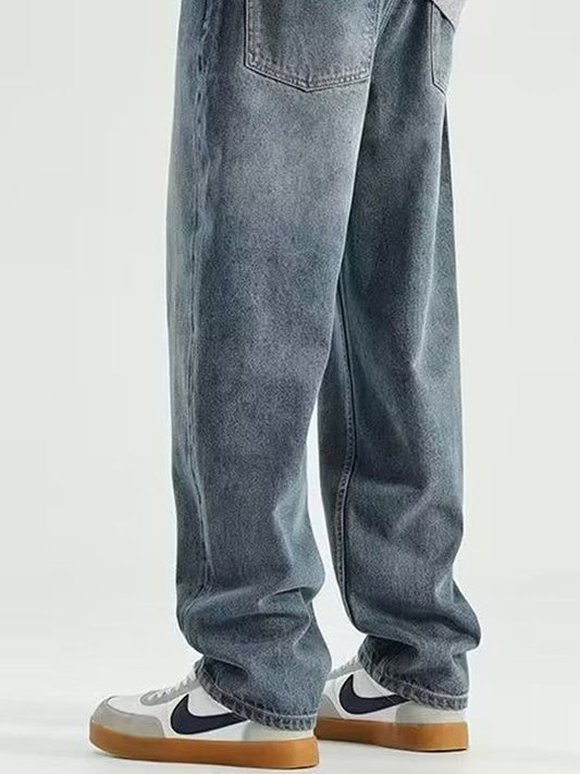 Men Relaxed Fit Clean Look Light Fade Jeans