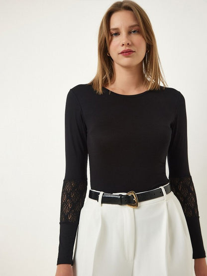 Round Neck Full Sleeves Solid Top