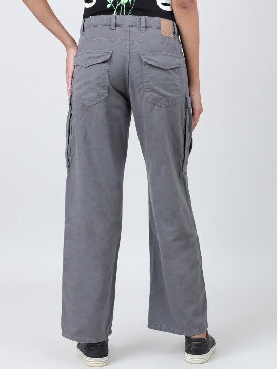 Women Straight Fit Cargo Trouser with Zipper Detail