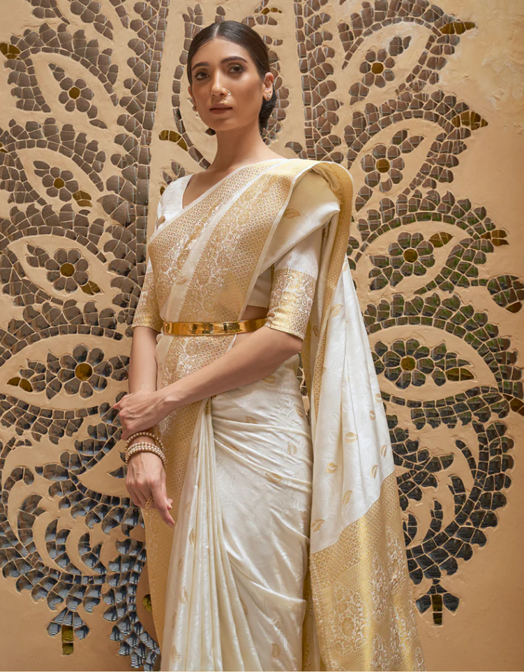 Off White Kanjivaram Silk Saree With Zari Weaving Work