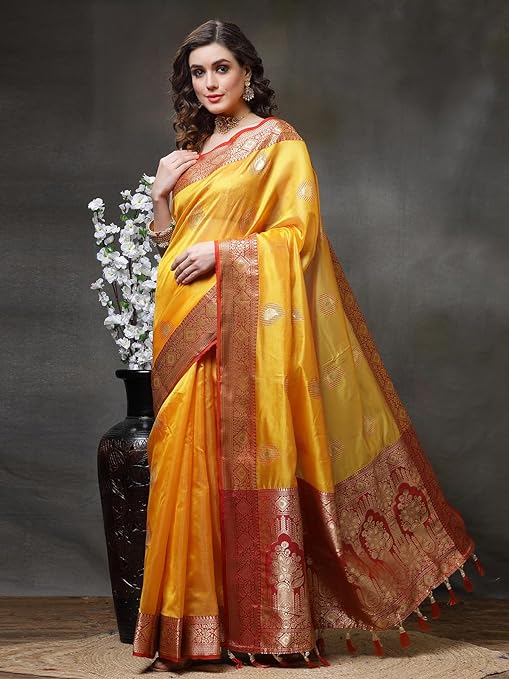 Tabby Silk Banarasi Jacquard Saree With Unstitched Blouse Piece