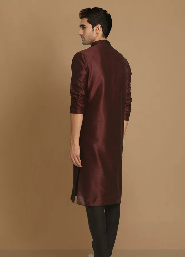 Wine Self Design Kurta With Black Churidar image number 1 Wine Self Design Kurta With Black Churidar image number 2 Wine Self Design Kurta With Black Churidar