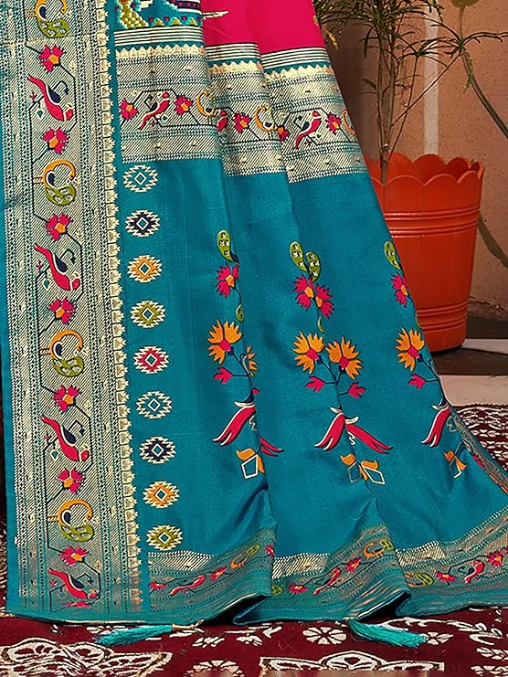 AKHILAM Women's Patola Silk Peacock Woven Design Zari Work Saree With Unstitched Blouse Piece