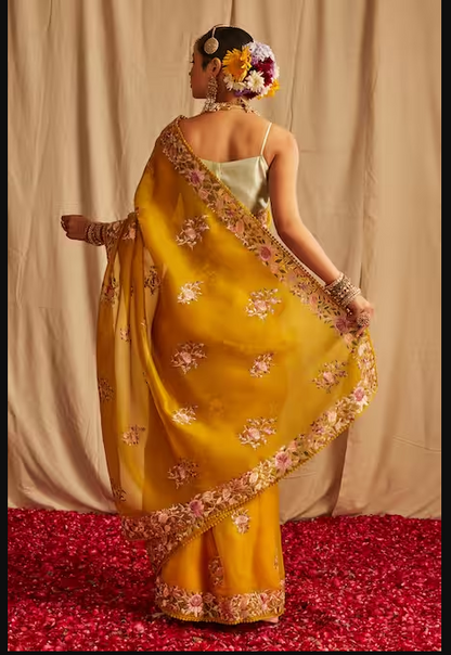 Paaprika Women Yellow Organza Embroidered Thread Work Floral Saree For Women