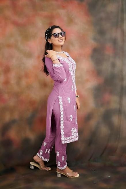 Chikankari Work Kurti Pant Set