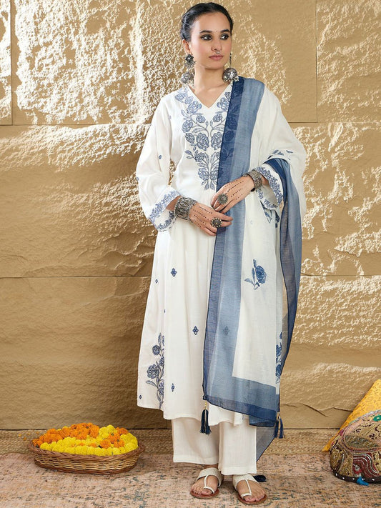 Women's Cotton Blend Straight Printed Kurta with Pant & Dupatta