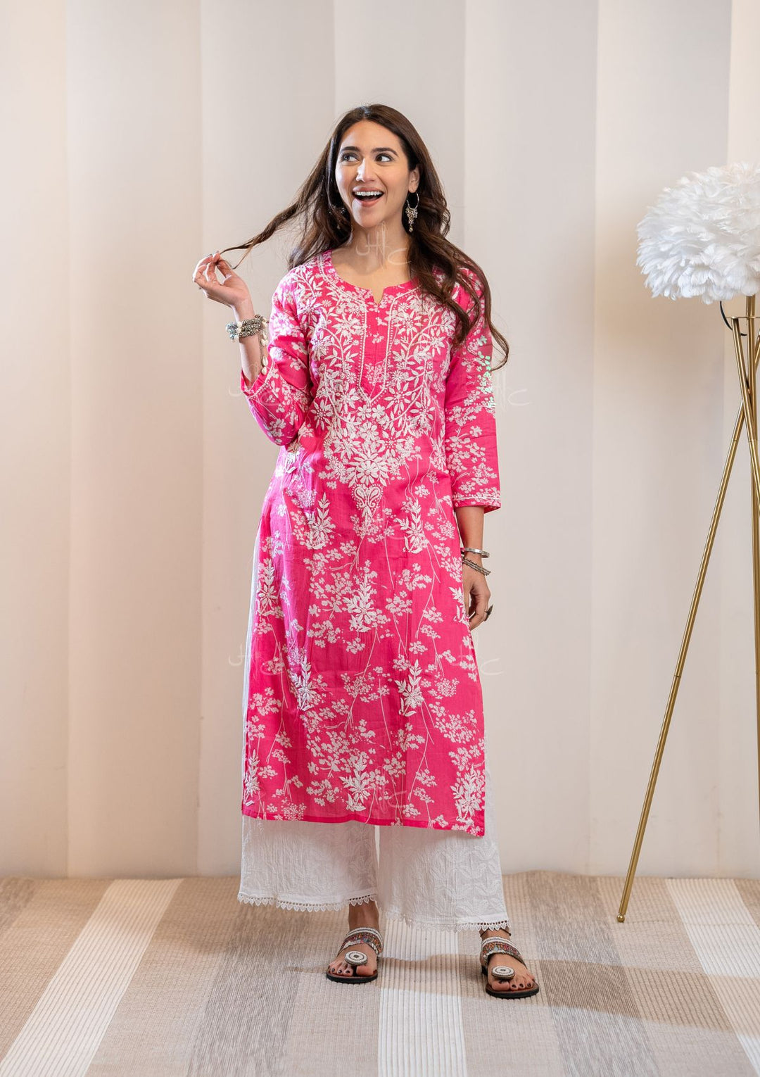 Zainab Chikankari Mulmul Straight Kurta