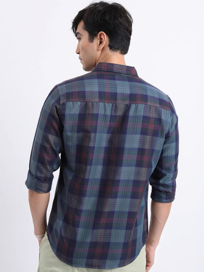 Men Grey Checked Slim Fit Casual Shirts