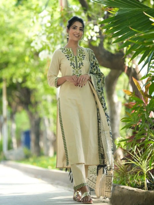 Floral Printed Round Neck Thread Work Straight Kurta With Trousers & Dupatta