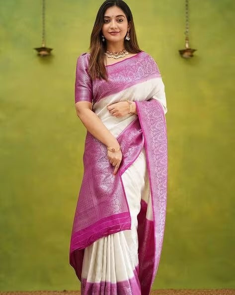 Women Banarasi Woven Saree with Contrast Border