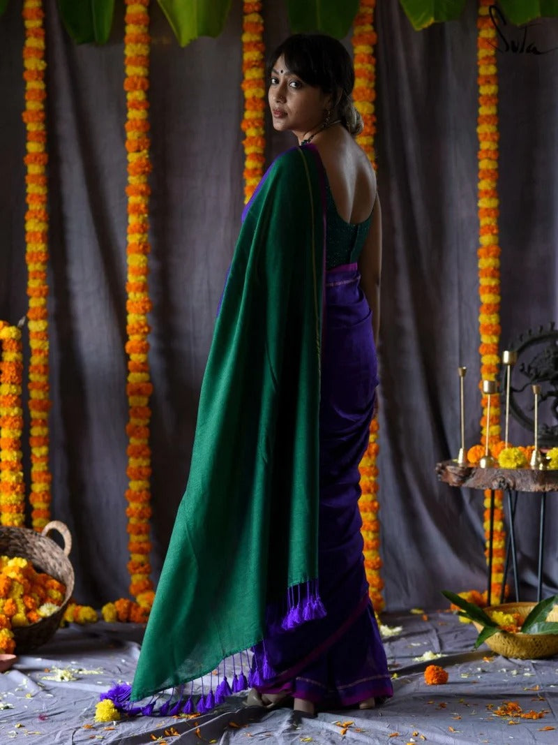 JUNGLEE JAMUN (SAREE) Violet Green Acrylic Cotton Tassel Zari Saree With Blouse Piece