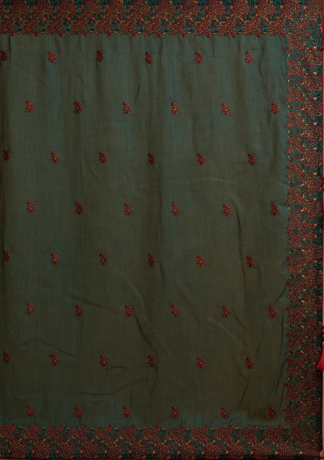 Bottle Green Threadwork Soft Silk Saree