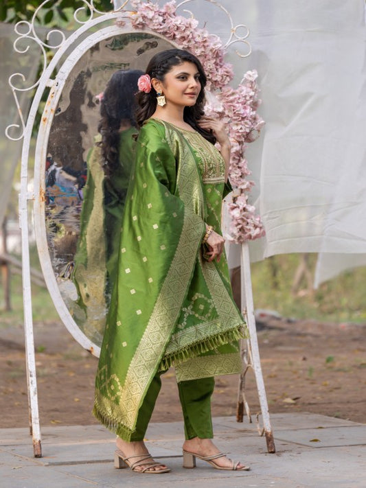 Floral Embroidered Round Neck Straight Kurta With Trousers And Dupatta