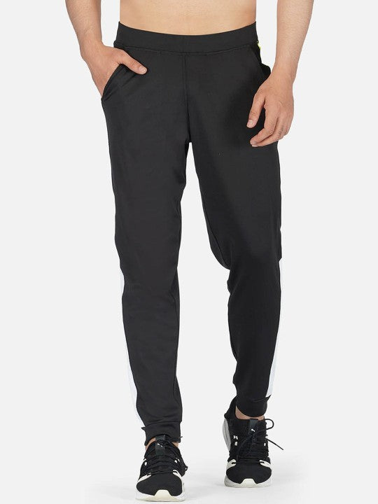 Men Regular Fit Black Solid Rapid Dry Track Pants