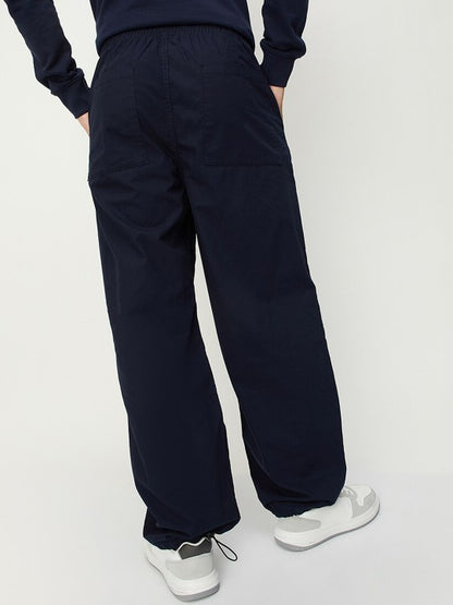 Men Mid-Rise Loose Fit Pure Cotton Trousers