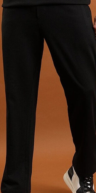 Men Relaxed-Fit Mid-Rise Track Pant