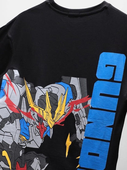 Men Gundam Attack Mode Printed Oversized T-shirt