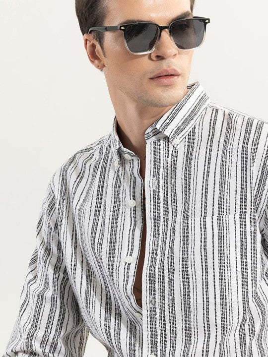 Men Classic Slim Fit Opaque Striped Casual Shirt