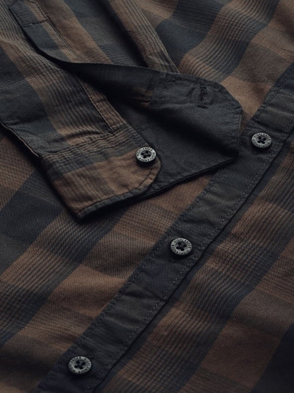 Men Brown & Black Slim Fit Checked Casual Shirt