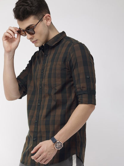 Men Brown & Black Slim Fit Checked Casual Shirt