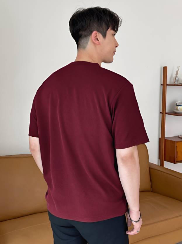 Men Solid Round Neck Cotton Blend Drop Shoulder Oversized T-shirt Men Solid Round Neck Cotton Blend Maroon T-Shirt