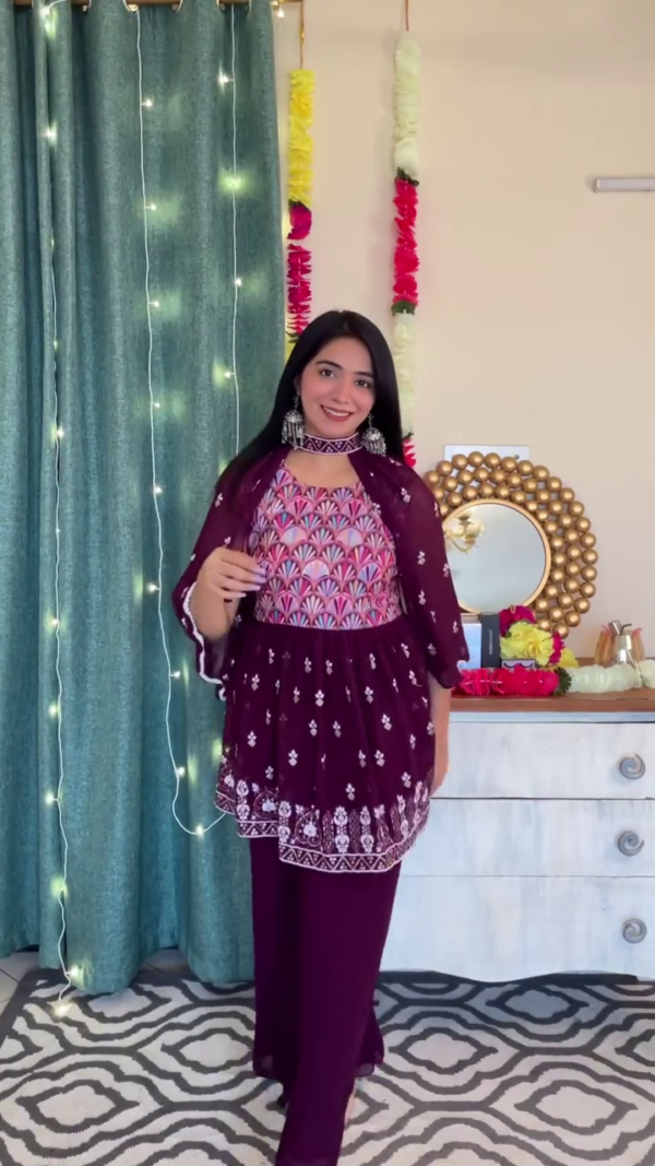 Women Georgette Kurti Palazzo Set - Image 4