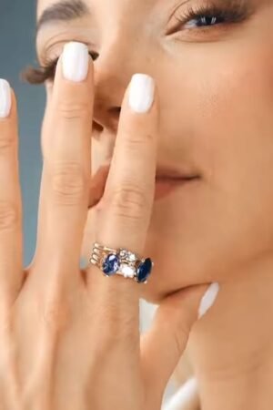 Elegant Sapphire & Diamond Statement Ring